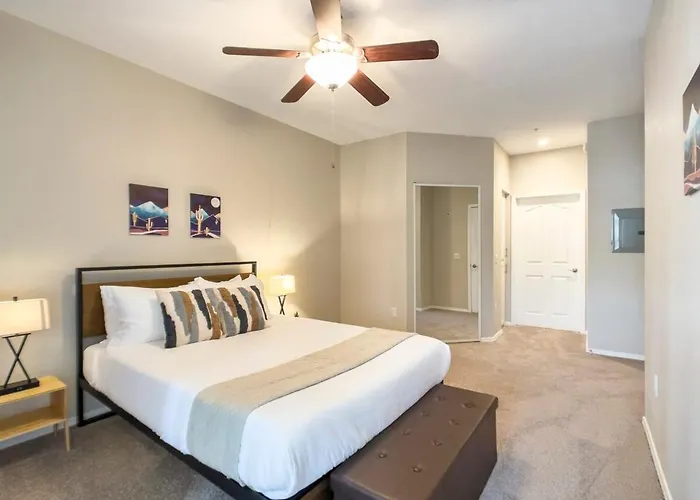 Cozysuites At Kierland Commons Apartment Scottsdale