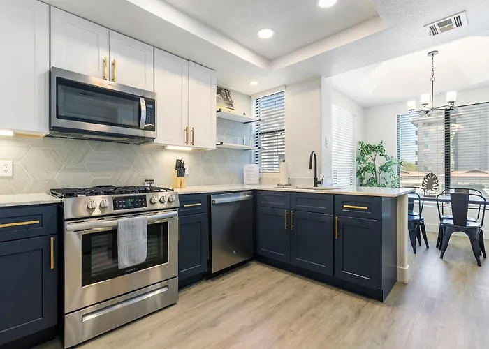 Appartamento Cozysuites At Kierland Commons