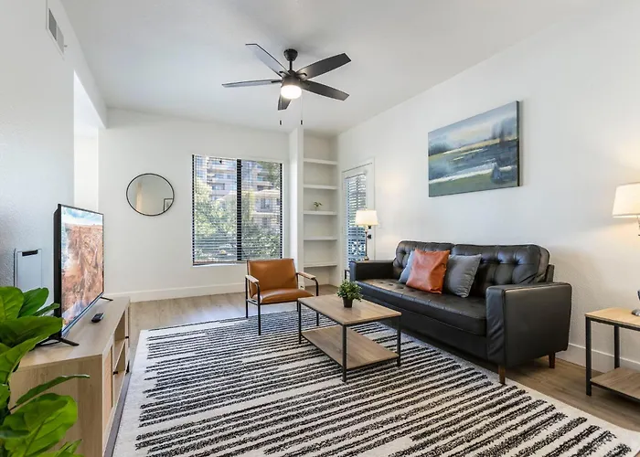 Cozysuites At Kierland Commons Appartamento