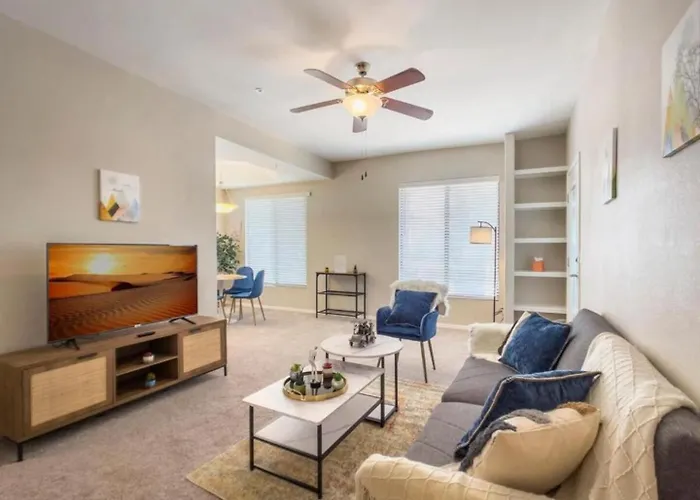 Cozysuites At Kierland Commons *